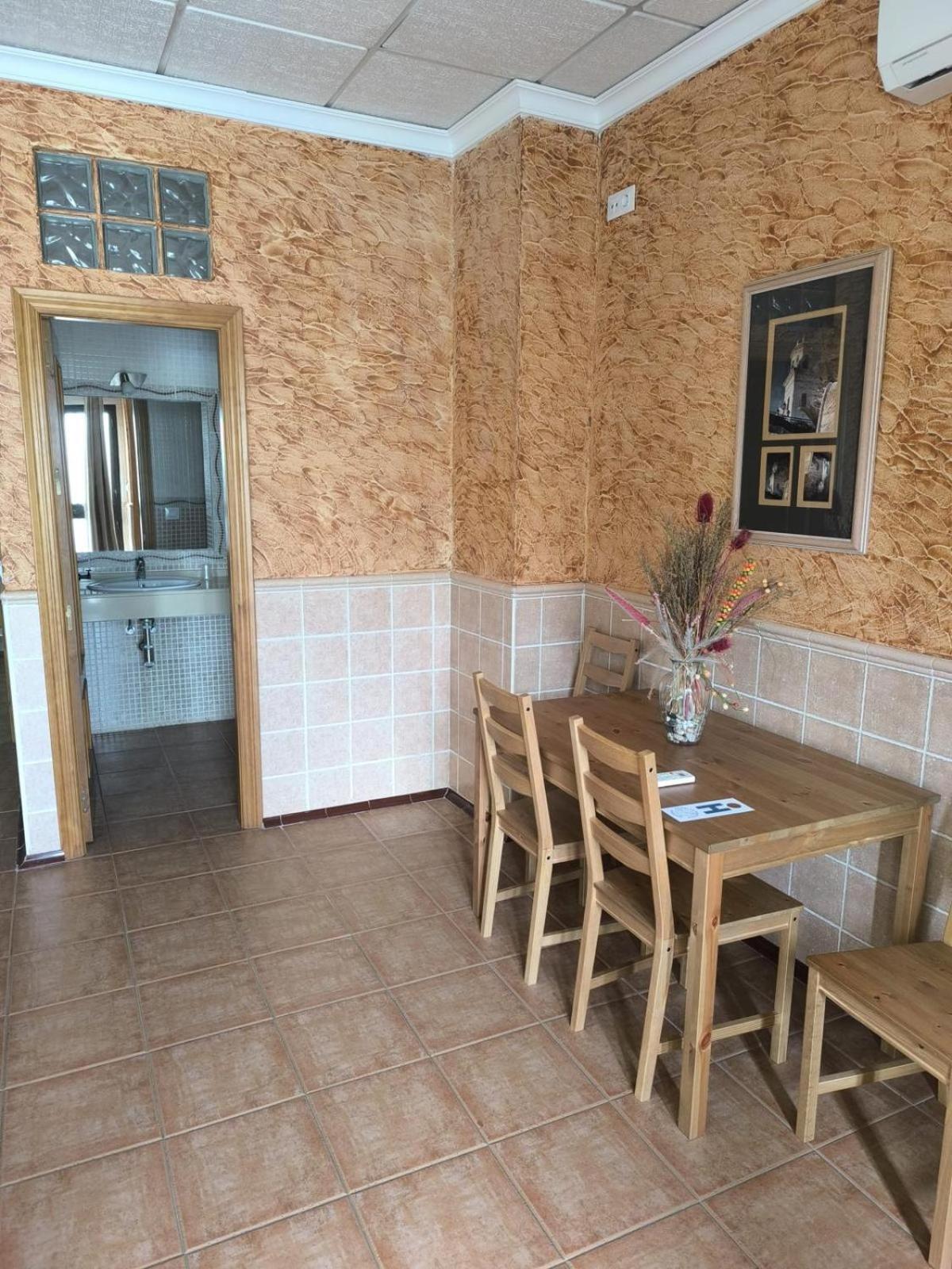 Hostal La Tarayuela Μπαρβάτε Εξωτερικό φωτογραφία